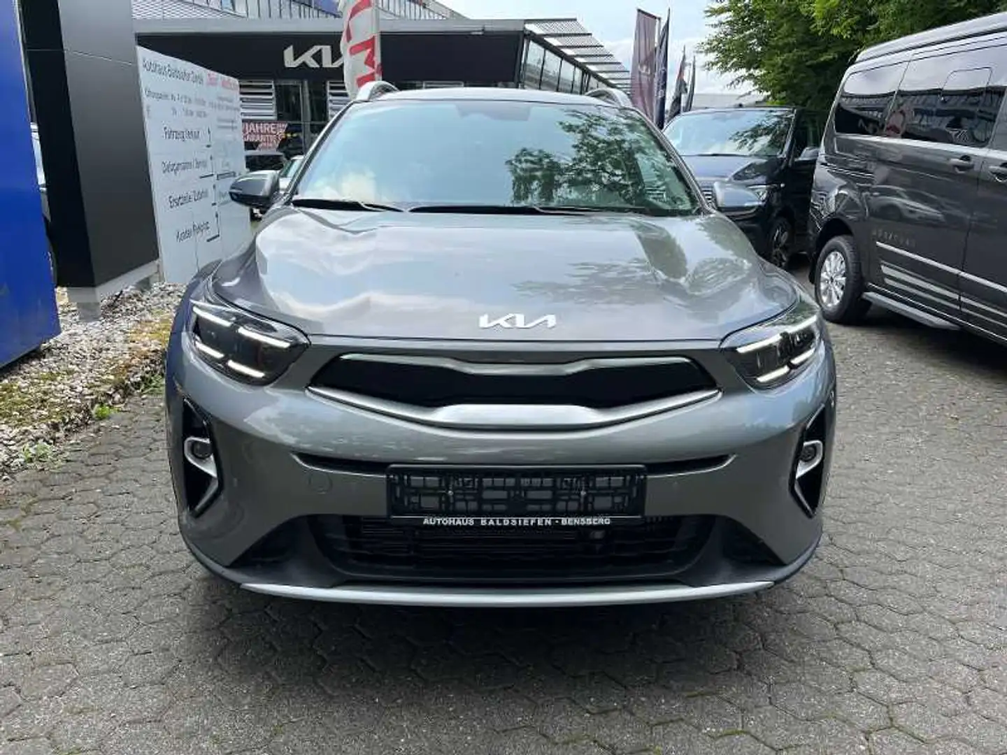 Kia Stonic 1.0 T-GDI GT-Line, DCT, 48V,Technik-Paket Grau - 2