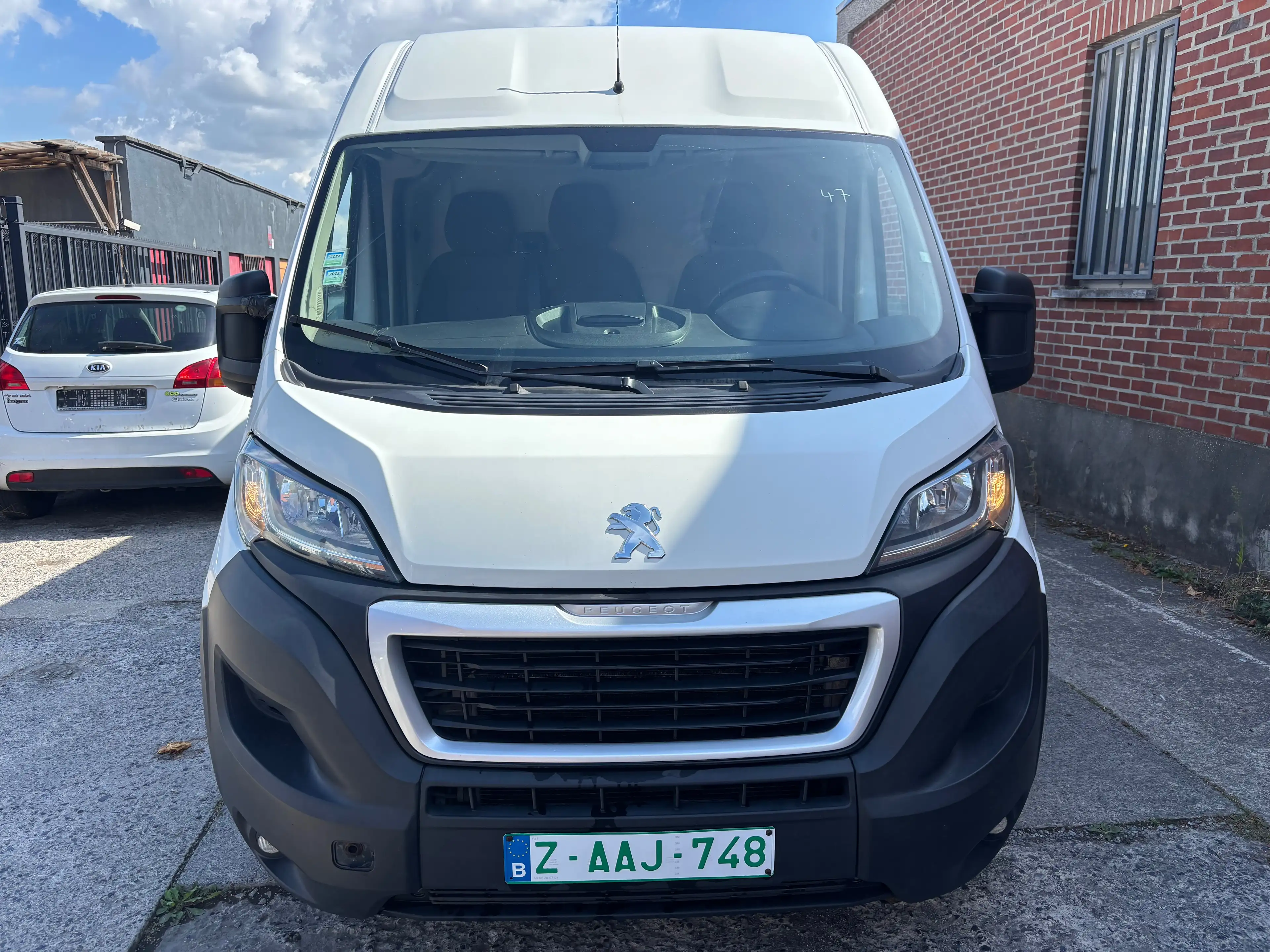 Peugeot Boxer 2.0 BlueHDi L2H2