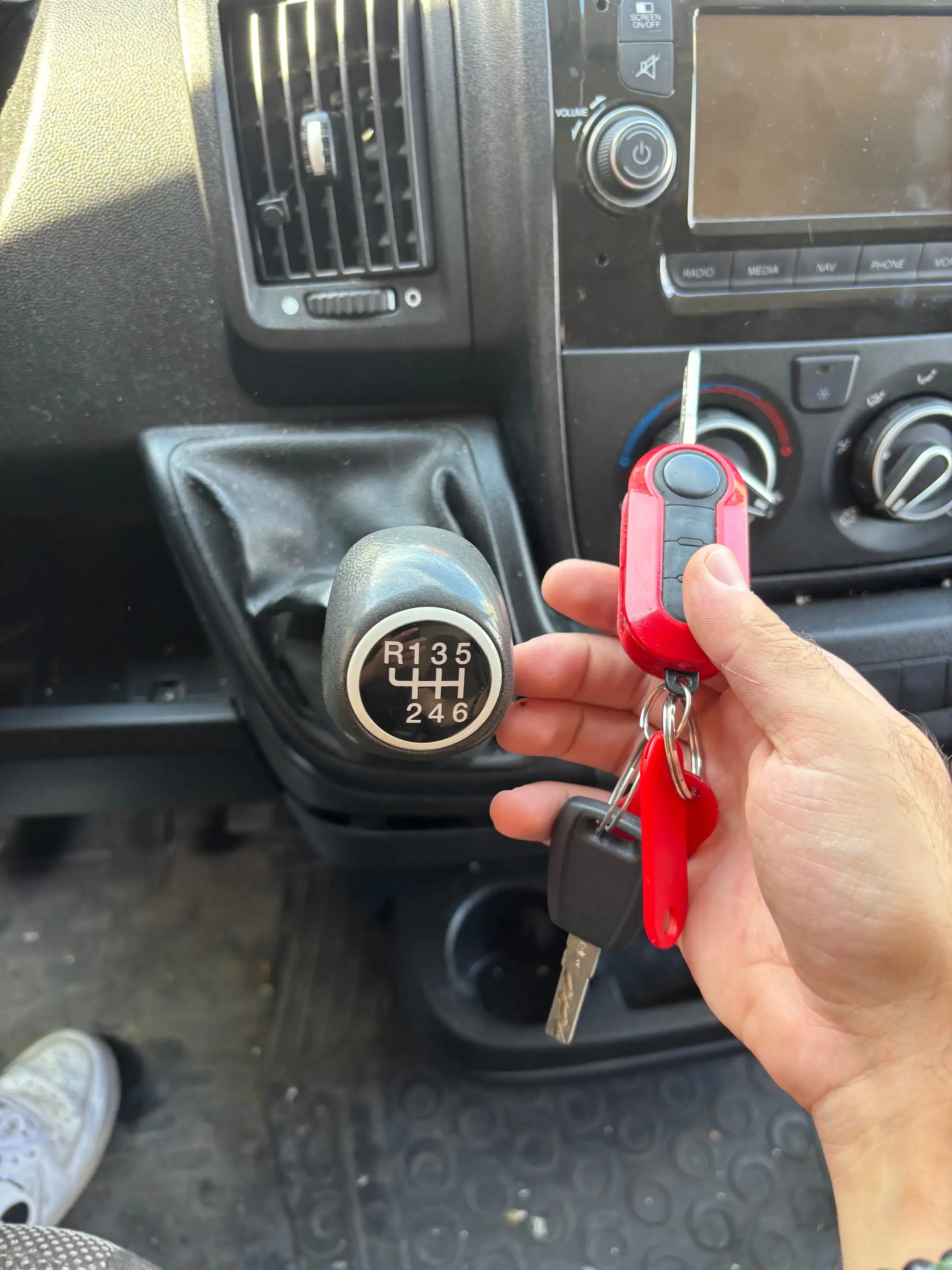 Peugeot Boxer 2.0 BlueHDi L2H2 — photo 11
