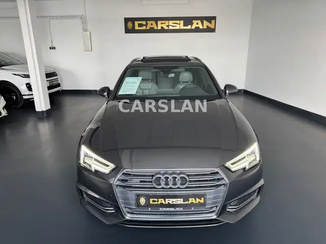 Audi A4 view 3