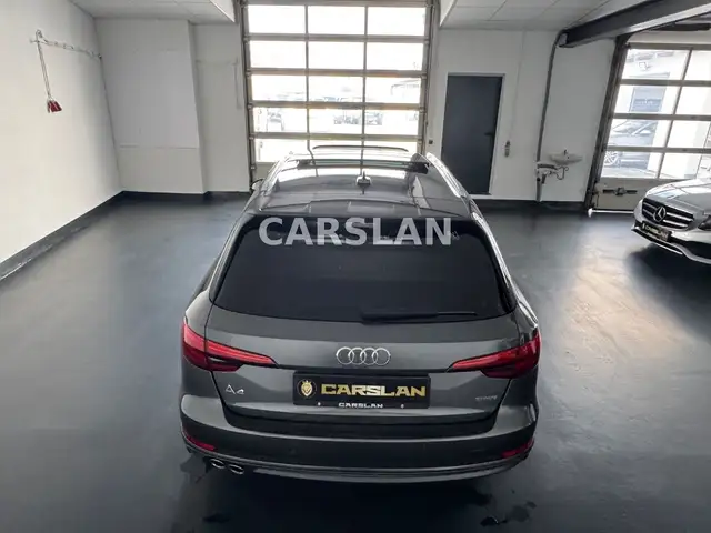 Audi A4 view 14