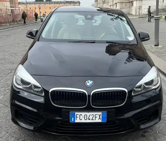 BMW 216