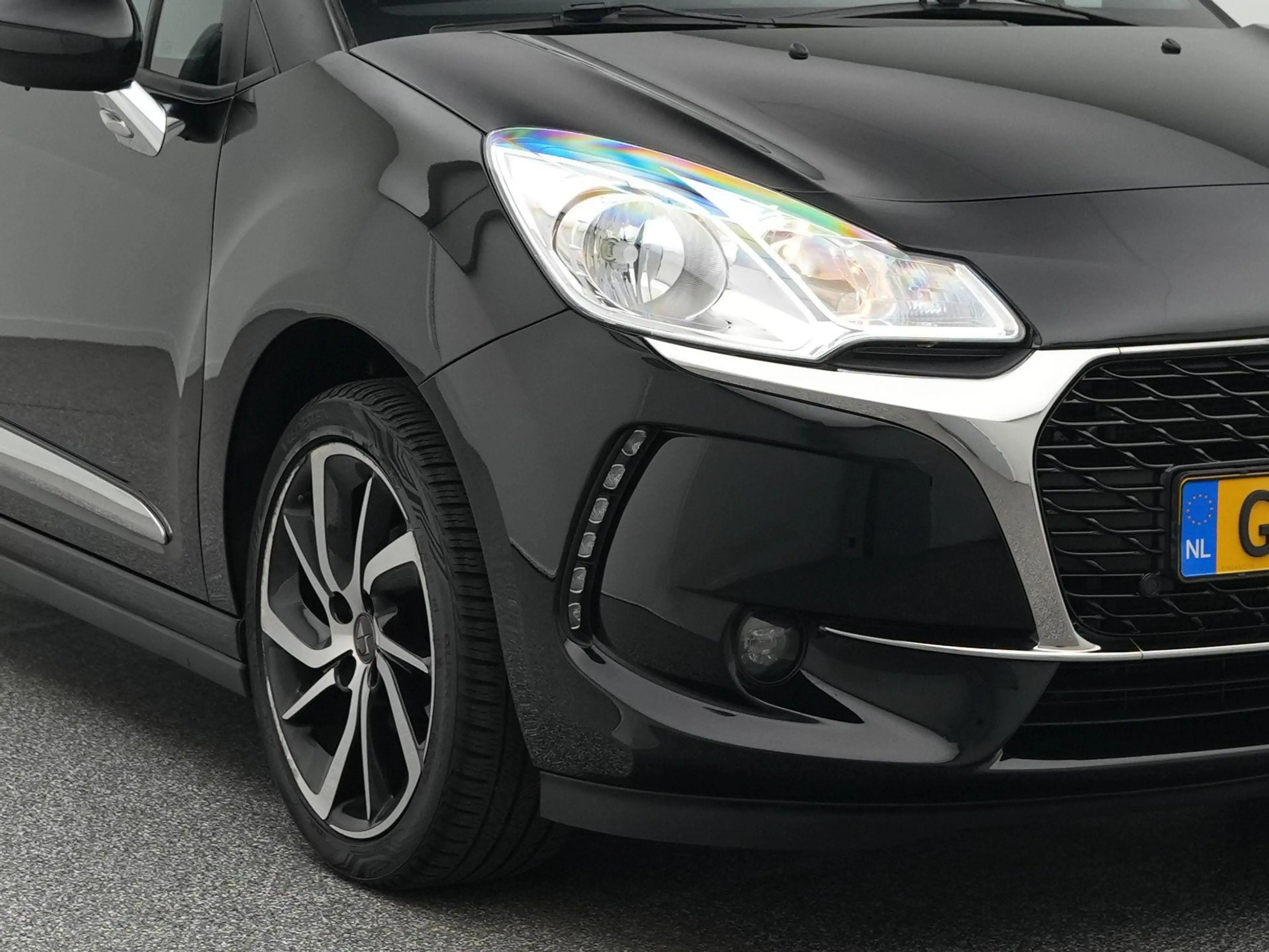 DS Automobiles DS 3 1.2 PureTech Connected Chic AUTOMAAT | Trekhaak | — photo 15