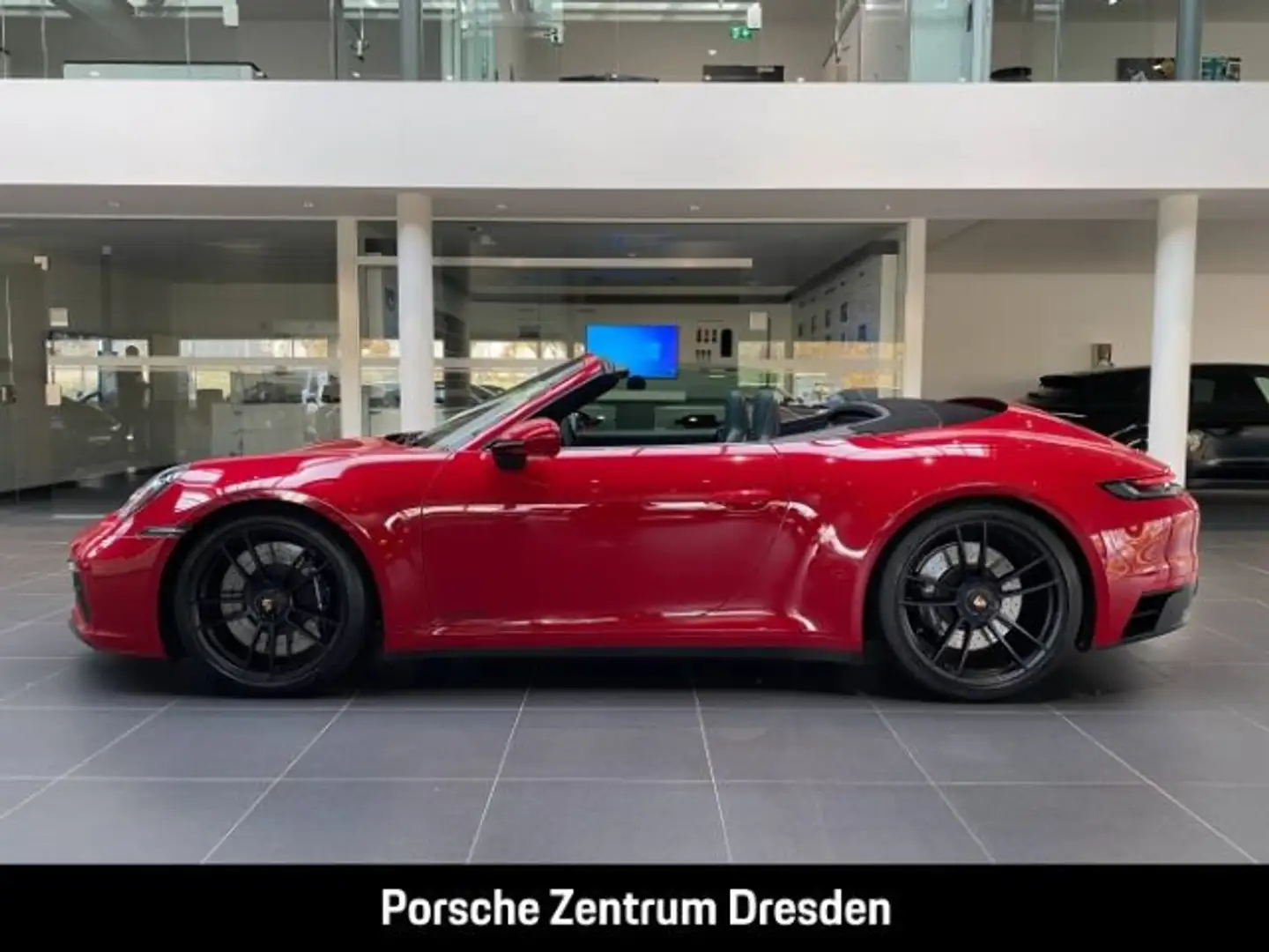 Porsche 992 (911) Carrera GTS Cabriolet*BOSE*Licht-Des. Rot - 2