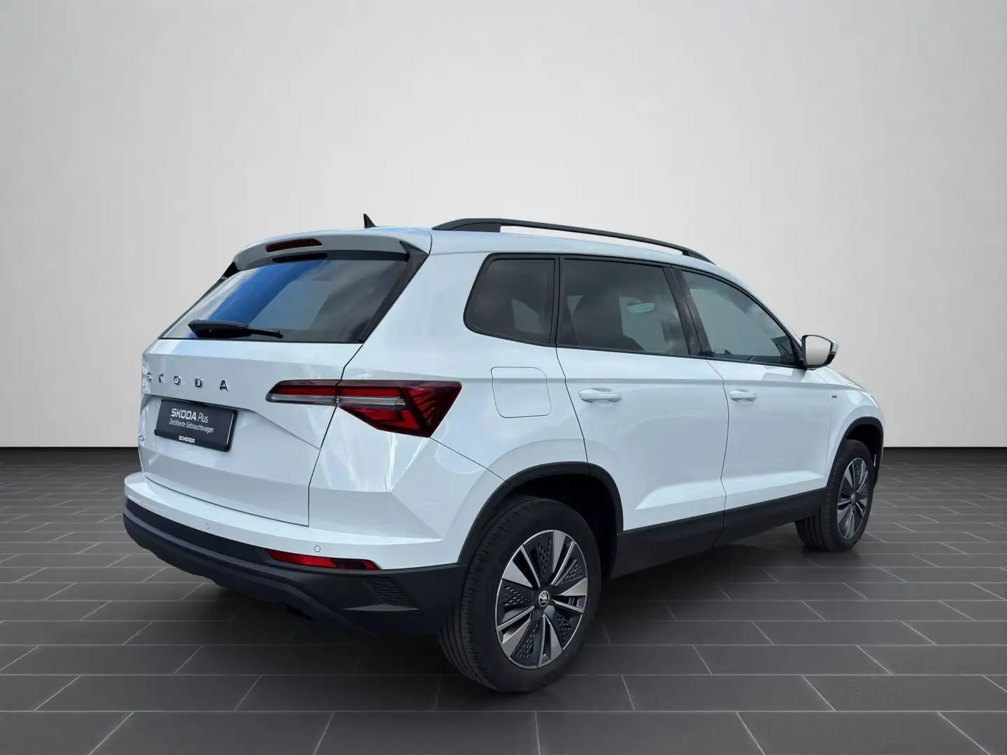 Skoda Karoq Tour 1.5 TSI NAVI AHK ACC RFK SHZ EPH Blanc - 2