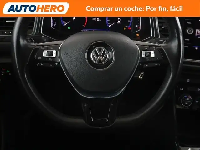 Volkswagen T-Roc view 24