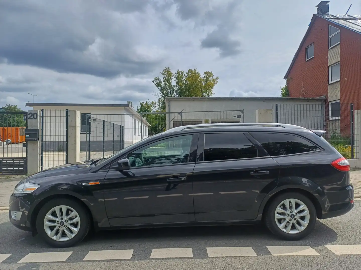 Ford Mondeo Sport Fekete - 2