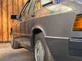 Mercedes-Benz 190 E W201 2.3 5-Gang, Oldtimer mit guter Wartung - thumbnail 19