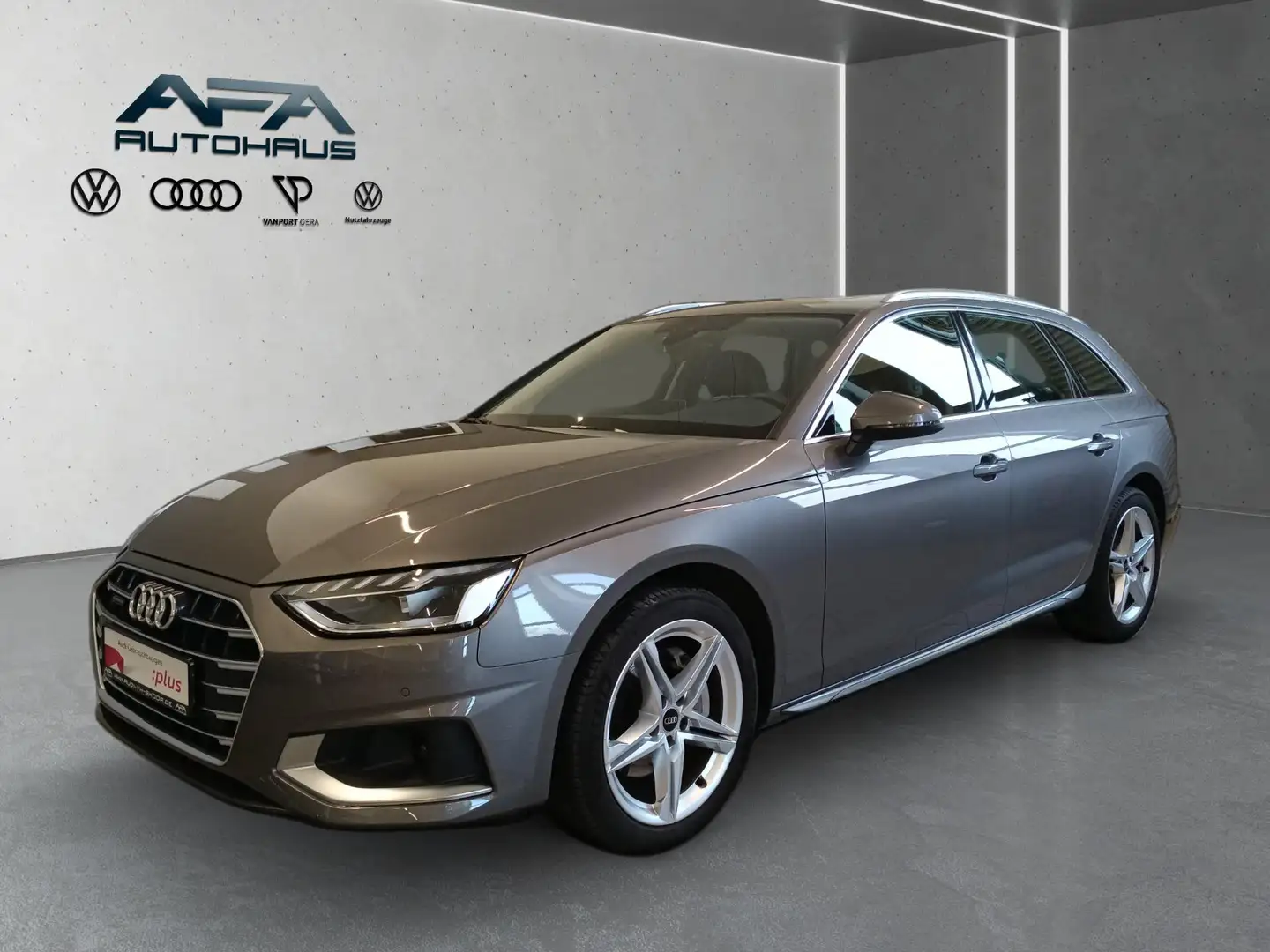 Audi A4 Avant 40 TFSI quattro S tronic Pano*B&O*Nav*VC*Led Gris - 2