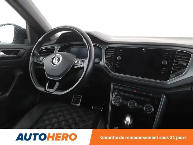 Volkswagen T-Roc view 13