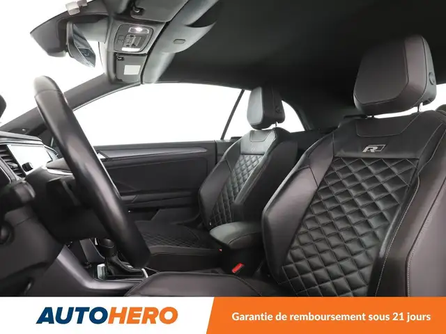 Volkswagen T-Roc view 10