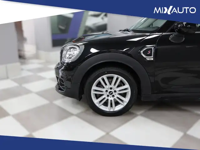Mini Countryman view 8