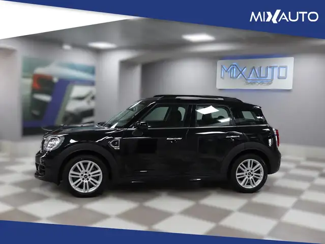 Mini Countryman view 6