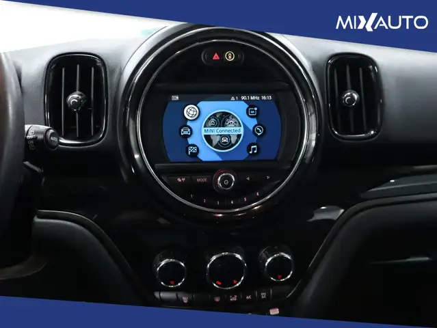 Mini Countryman view 13