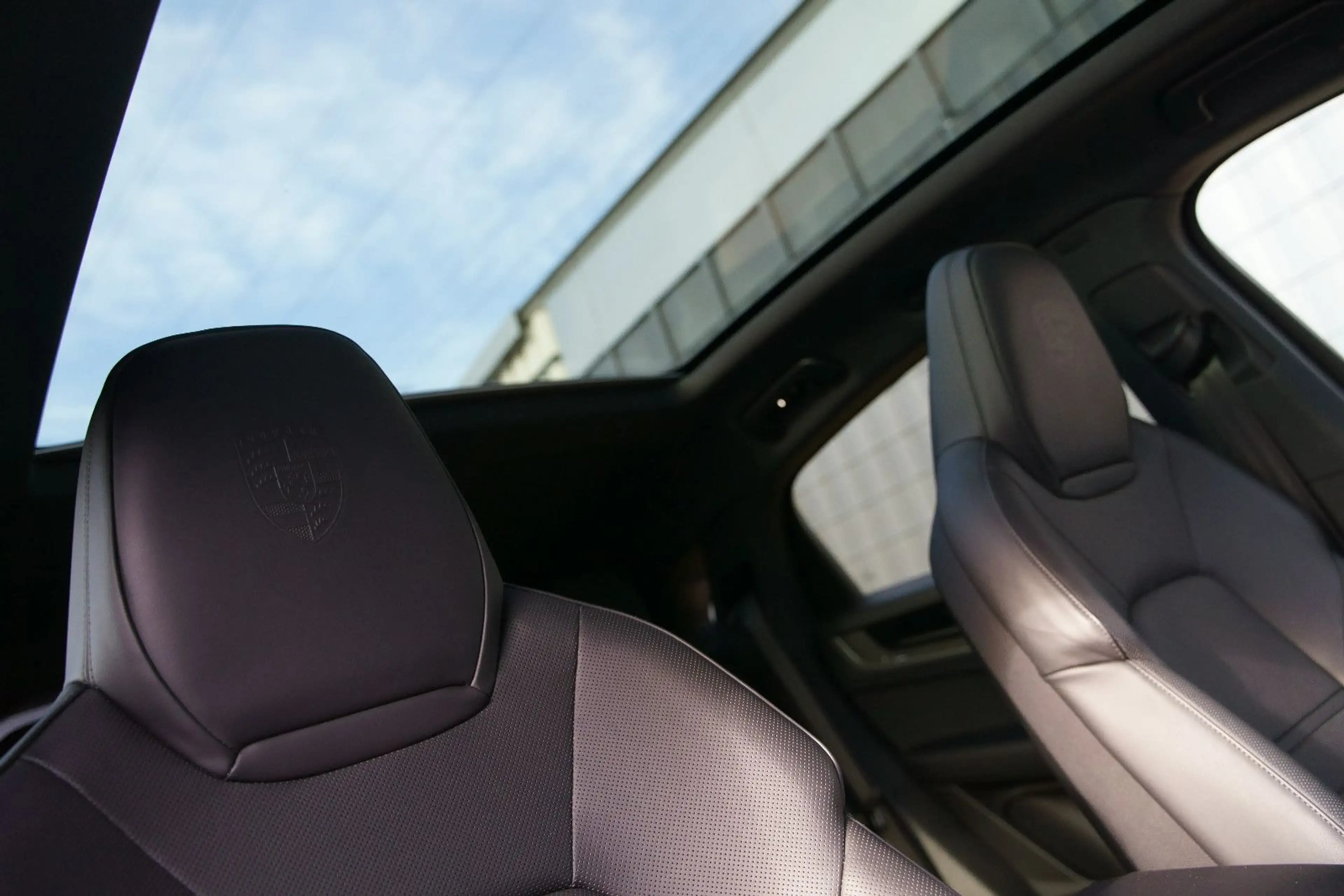 Porsche Cayenne Coupe S E-Hybrid P-Display Full SPEC ! — photo 12