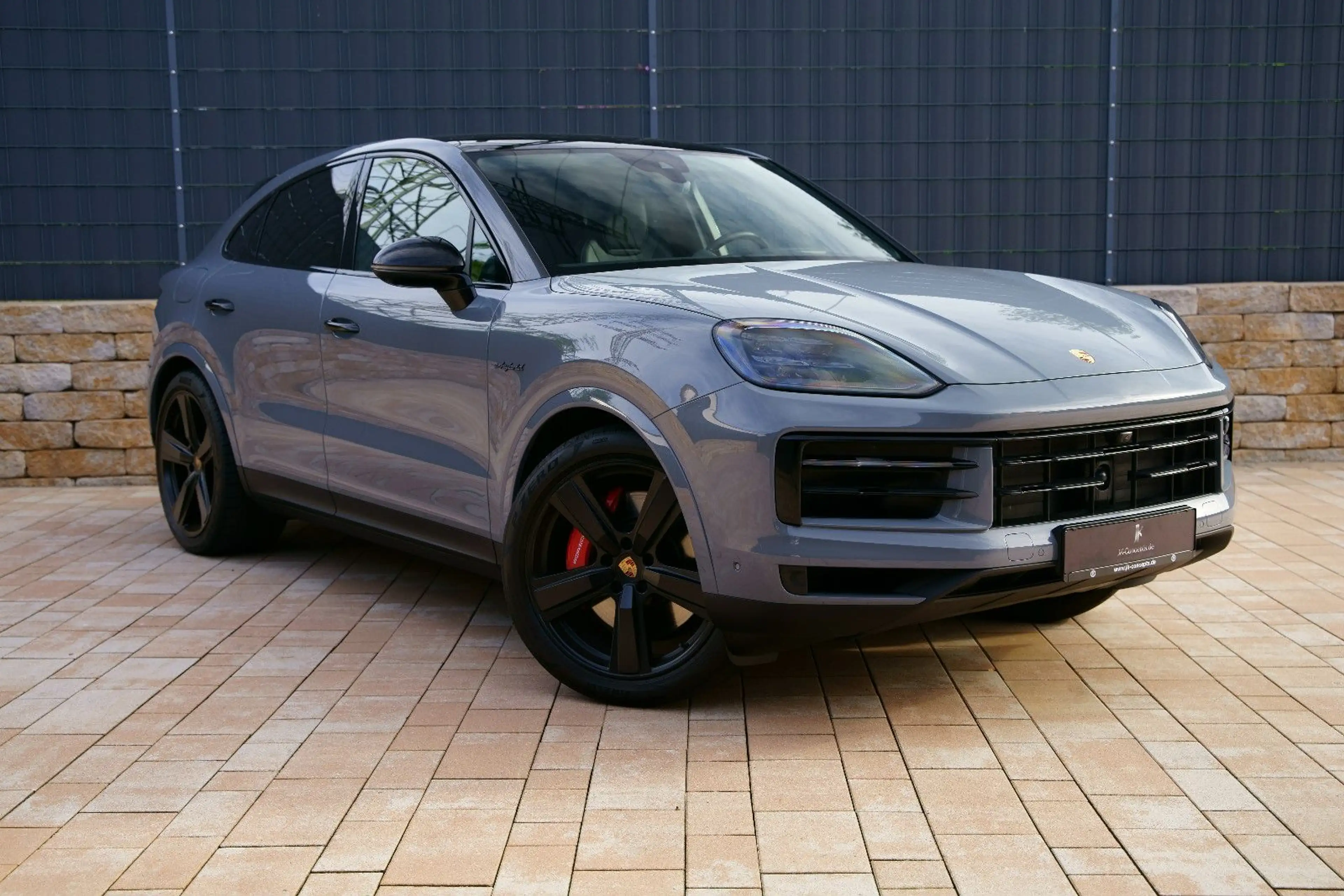 Porsche Cayenne Coupe S E-Hybrid P-Display Full SPEC ! — photo 4