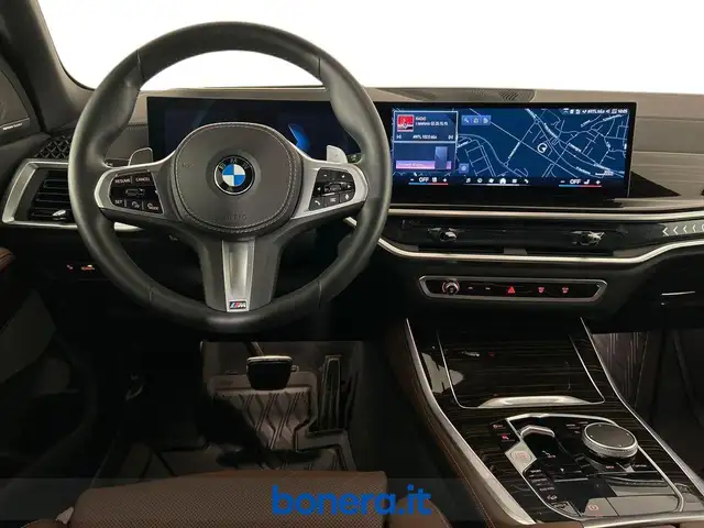 BMW X5 view 15