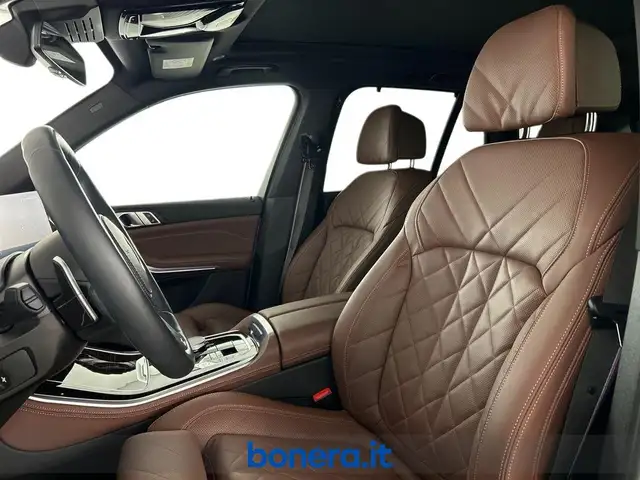 BMW X5 view 14
