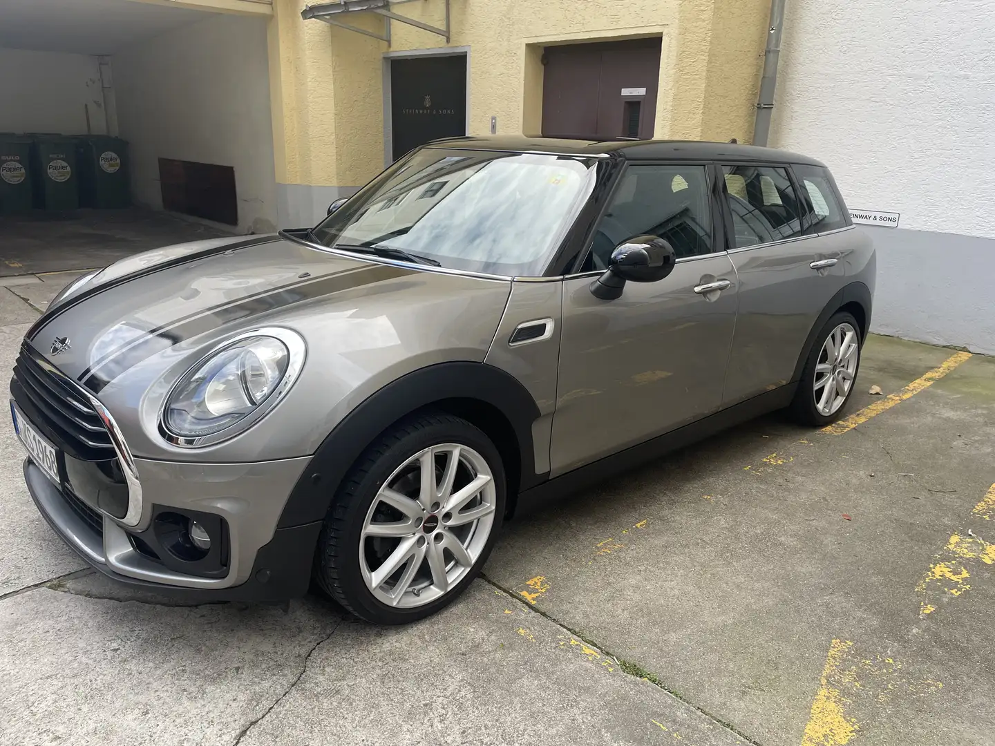 MINI Cooper Clubman Cooper Grau - 1