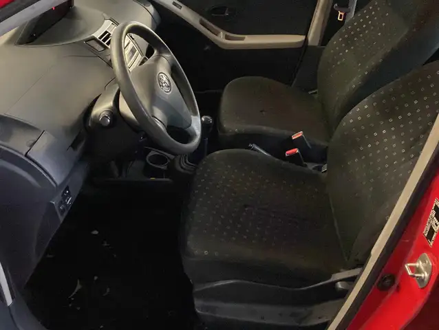 Toyota Yaris view 6