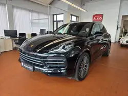 Porsche Cayenne +PDLS+Sport Chrono+Connect Plus+Pano