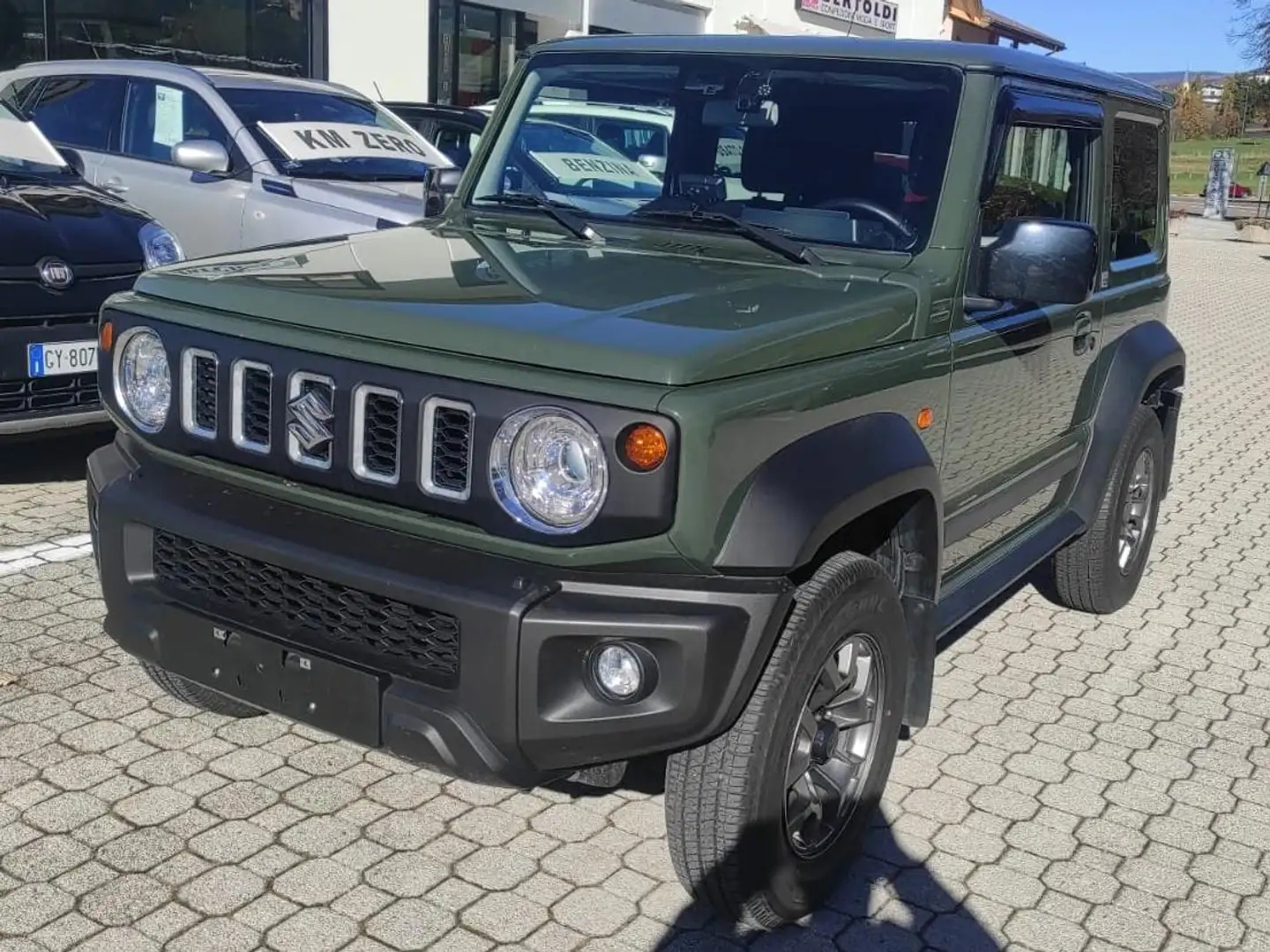 Suzuki Jimny 1.5 BENZINA TOP MARCE RIDOTTE AUTOVETTURA 4 POSTI Verde - 2