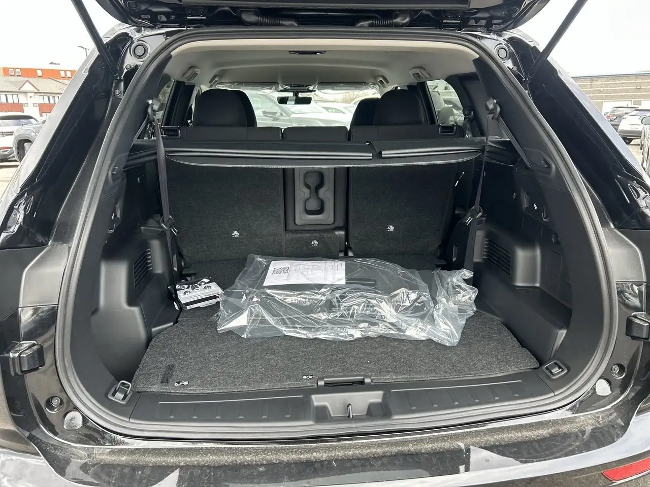 Mitsubishi Outlander снимка Mitsubishi Outlander