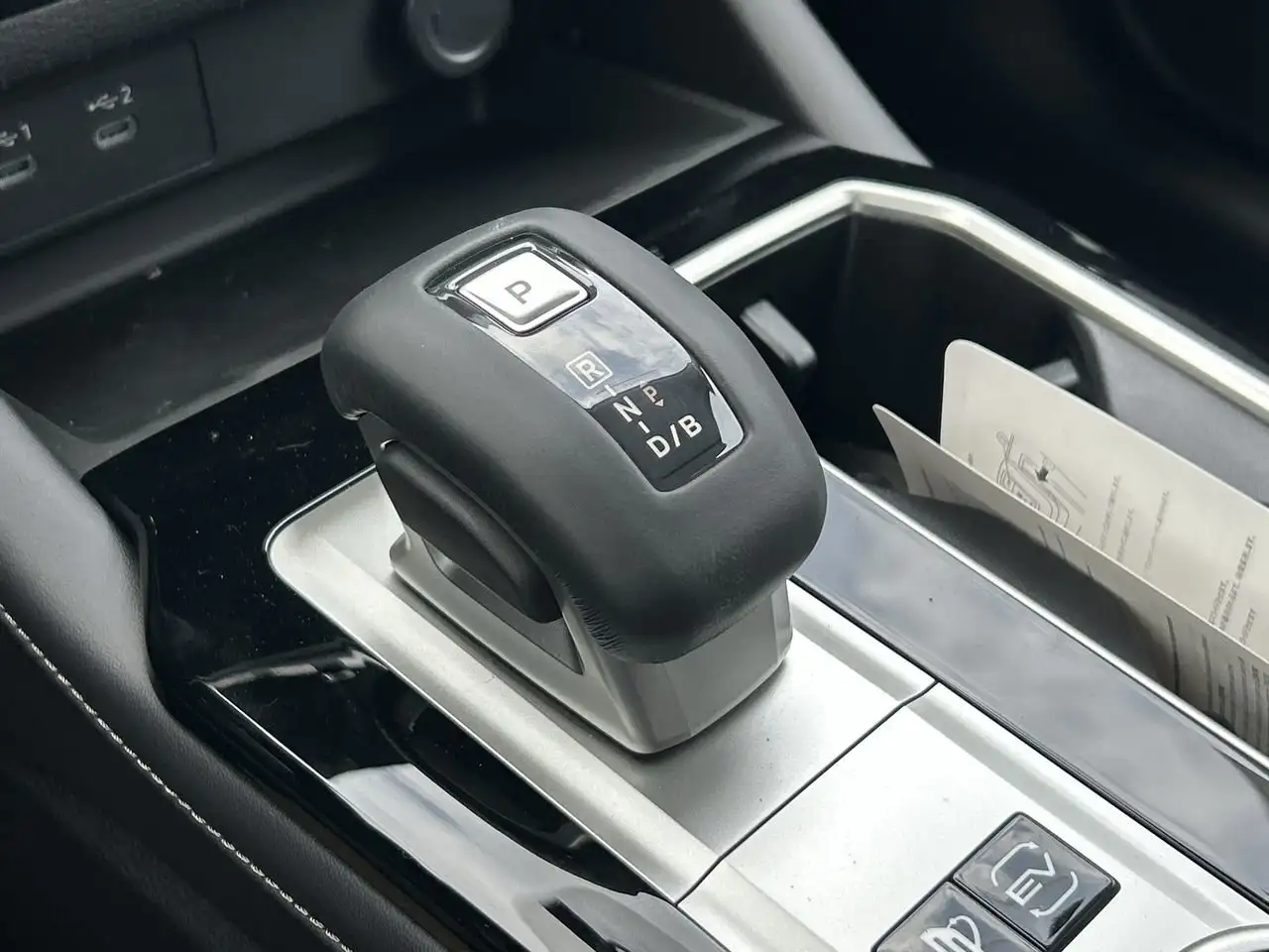Mitsubishi Outlander снимка Mitsubishi Outlander