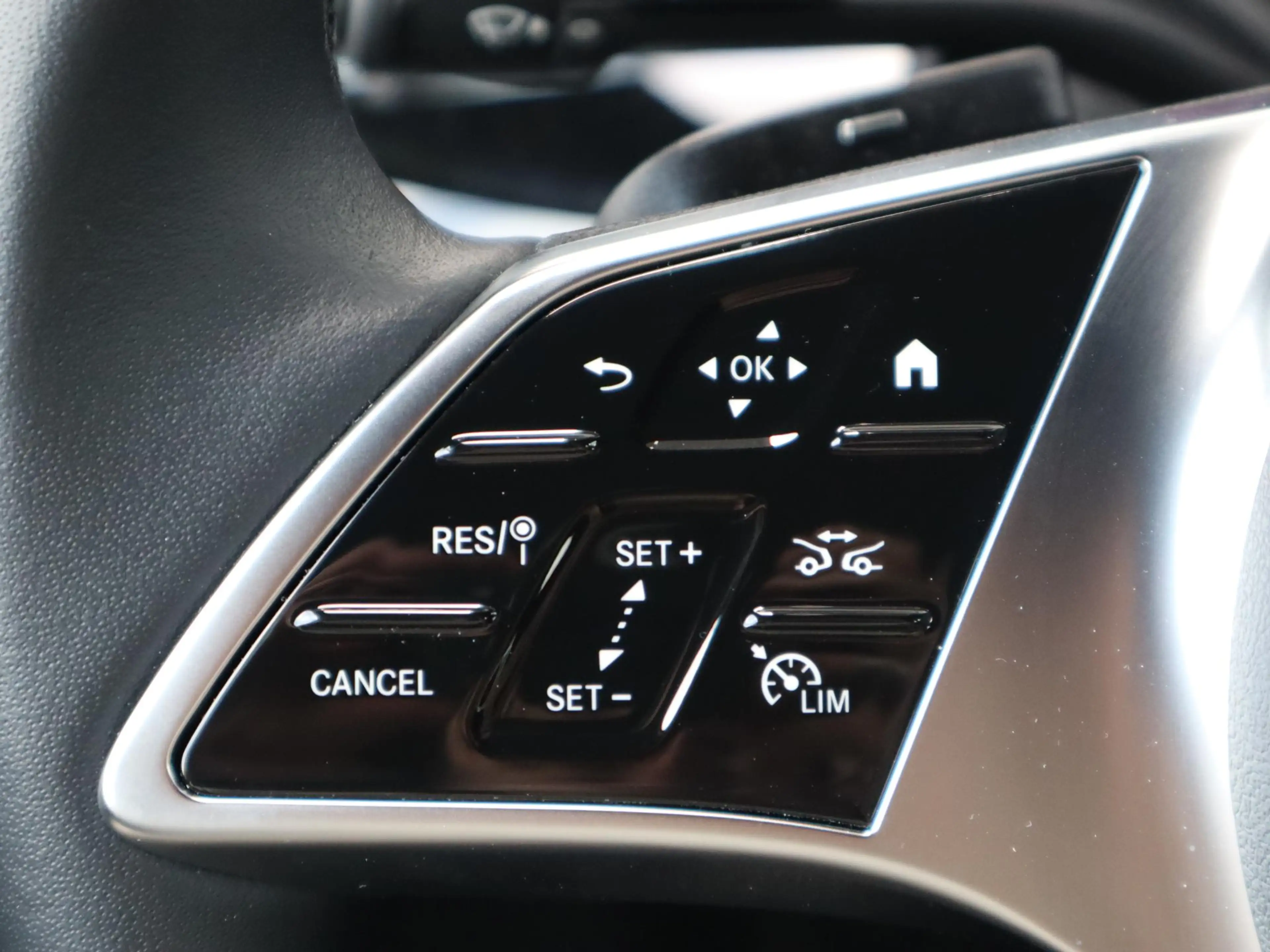 Mercedes-Benz A 250 e Business Line l Keyless l Achteruitrij camera l — photo 15