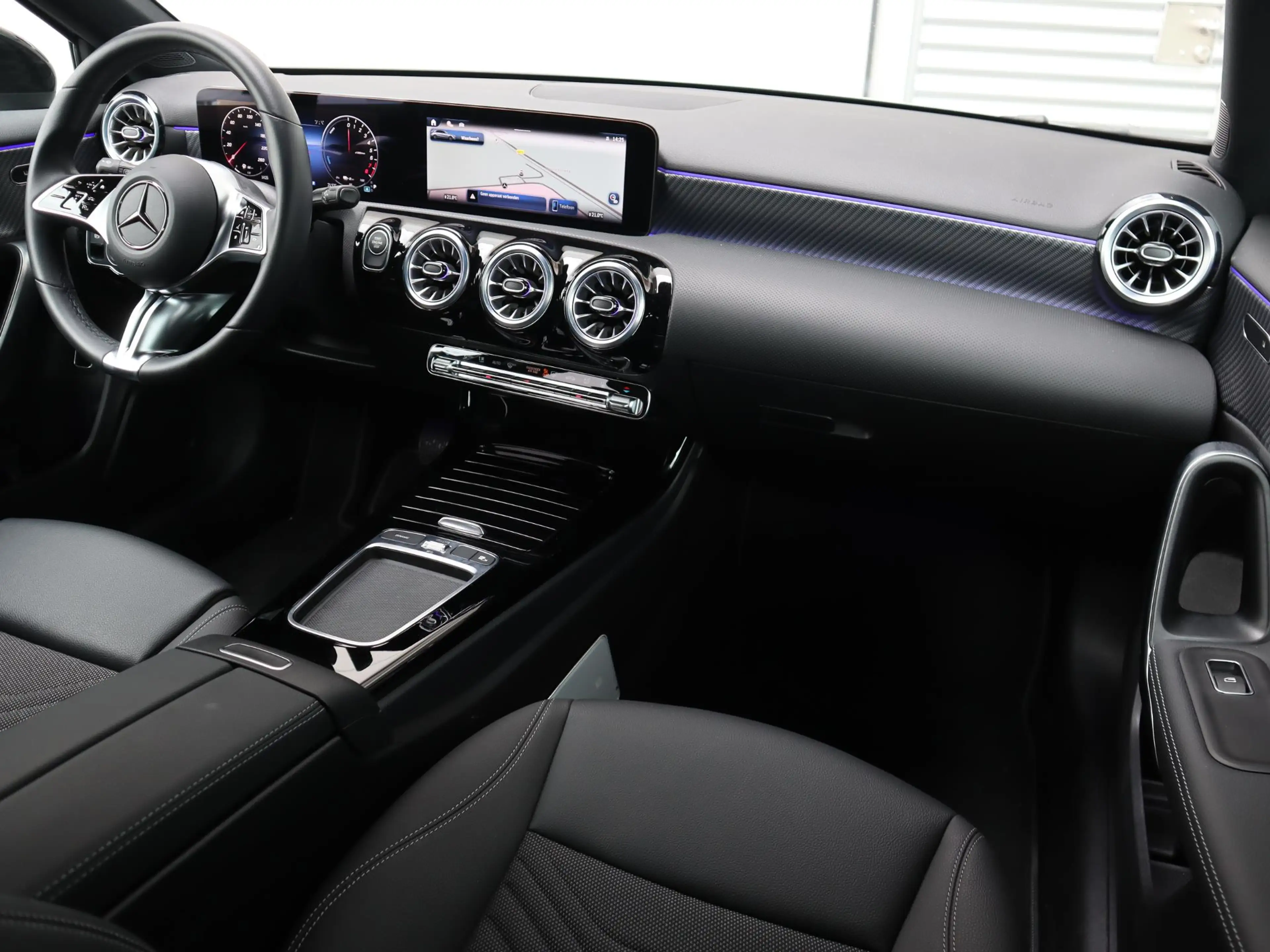 Mercedes-Benz A 250 e Business Line l Keyless l Achteruitrij camera l — photo 3