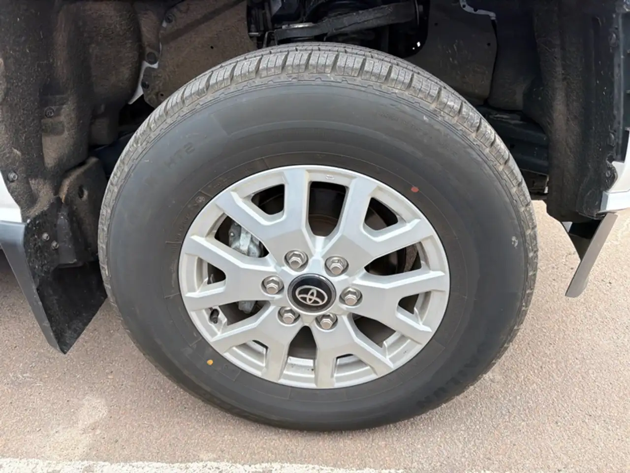 Toyota Tacoma снимка Toyota Tacoma