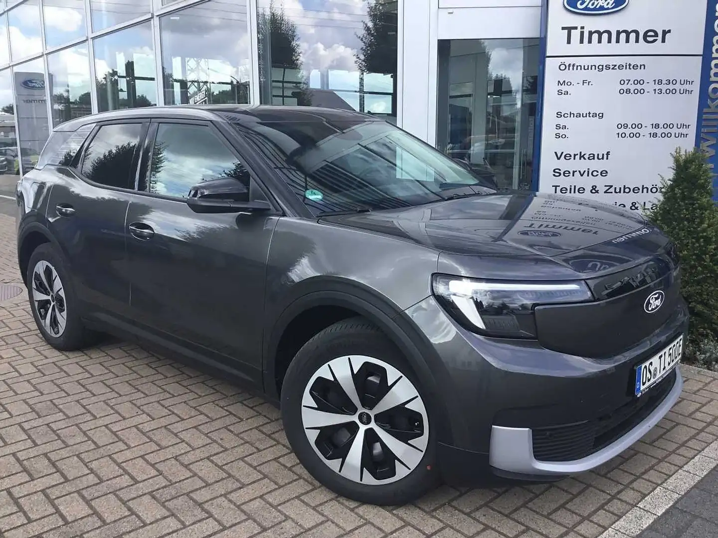 Ford Explorer Elektro Standard Range RWD 52kWh Grau - 1