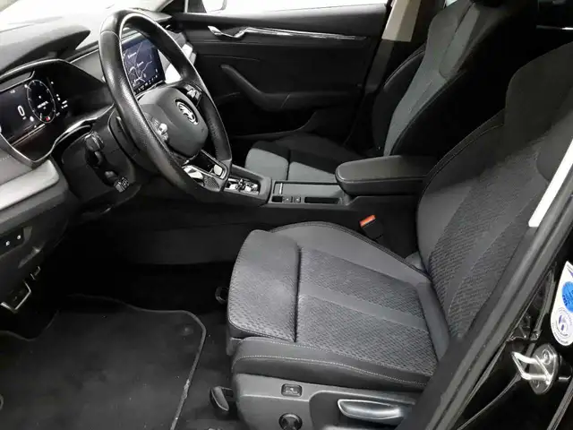 Skoda Octavia view 7