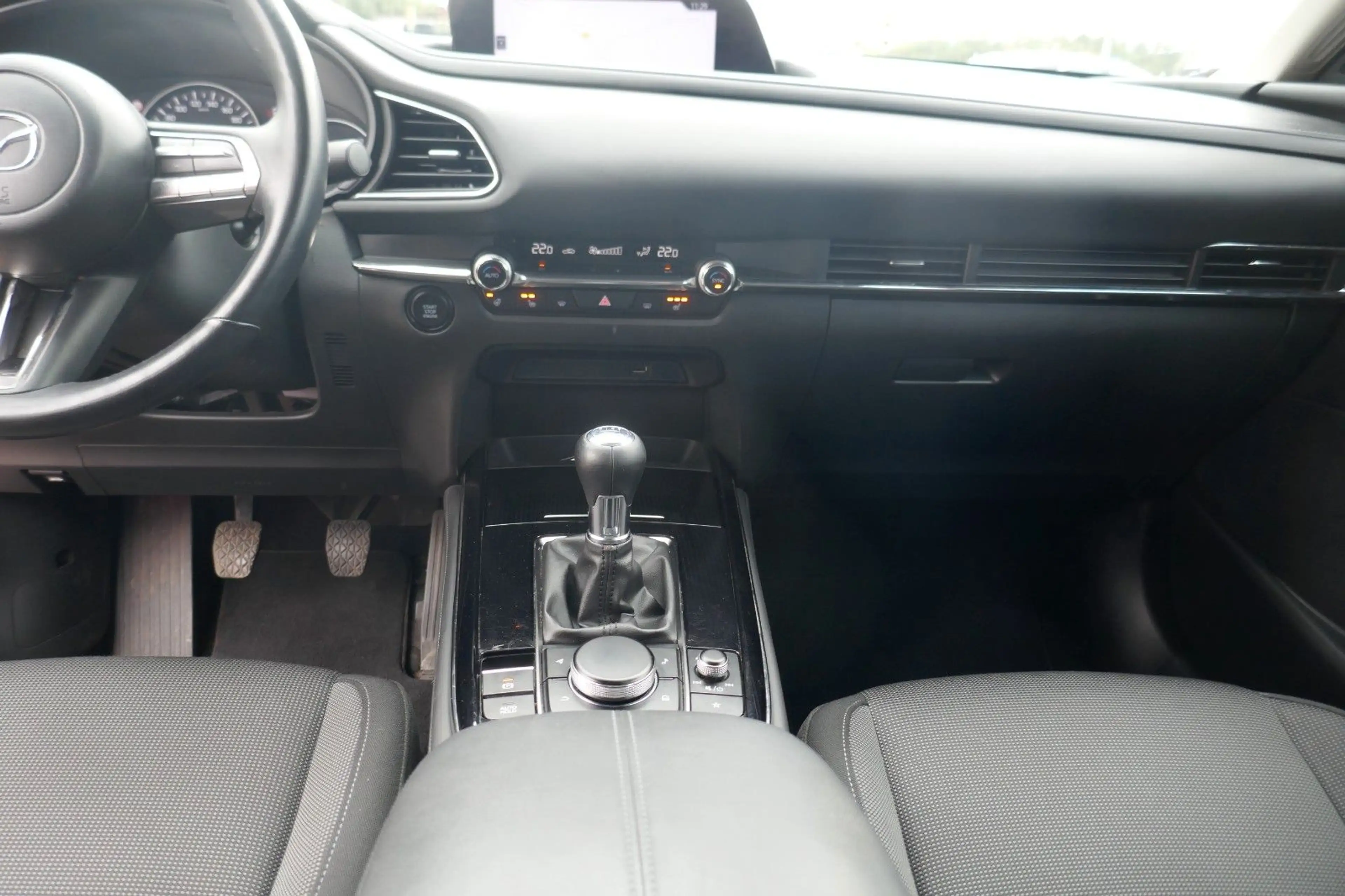 Mazda CX-3 0 2.0 e-Skyactiv XM Hybrid SHZ PDC KAMERA — photo 12