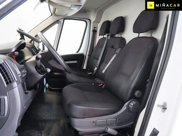 Peugeot Boxer view 7