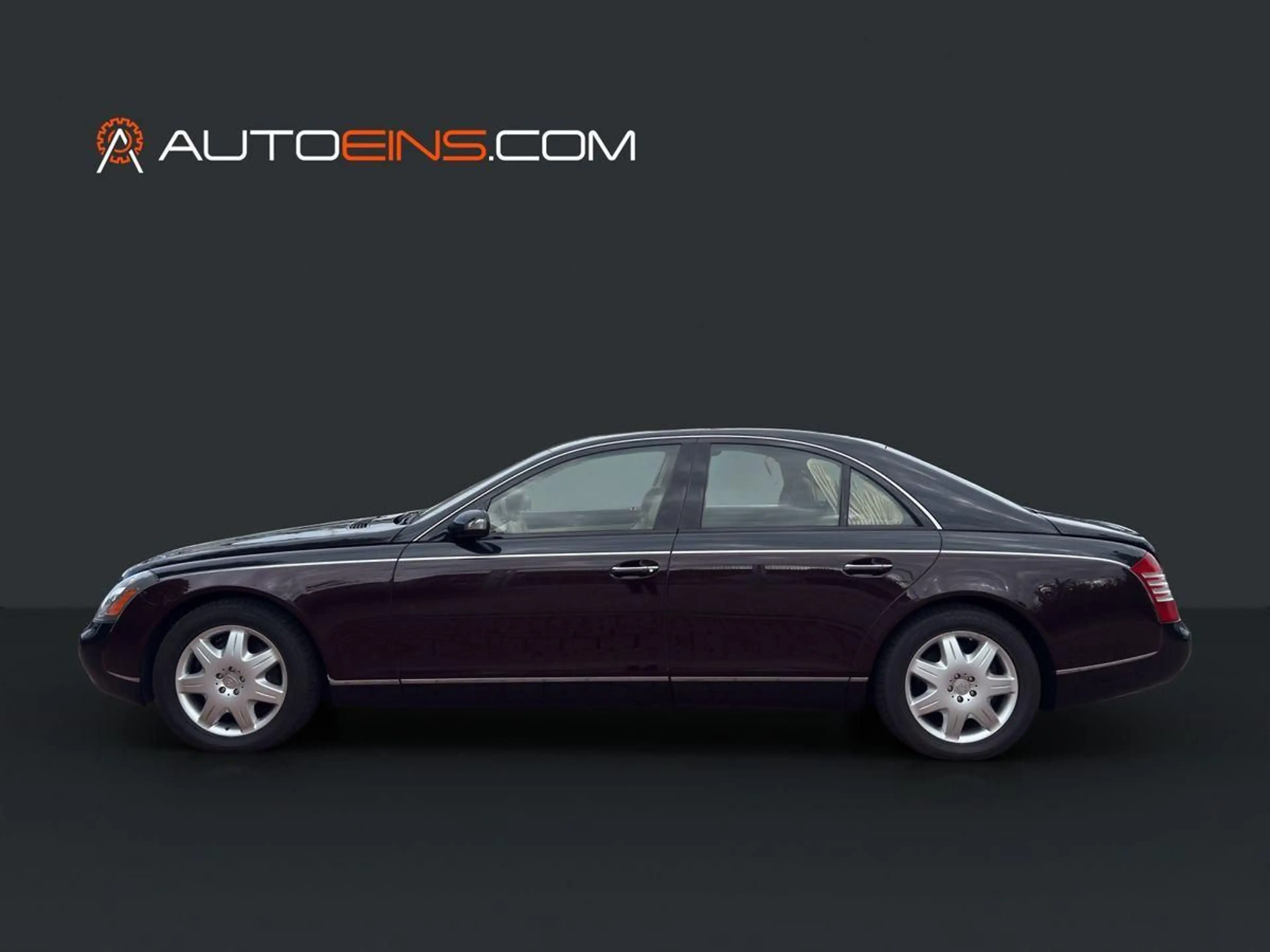 Maybach 57 5.5 V12*TwoTone*First Owner*GermanCar*Full* — photo 8