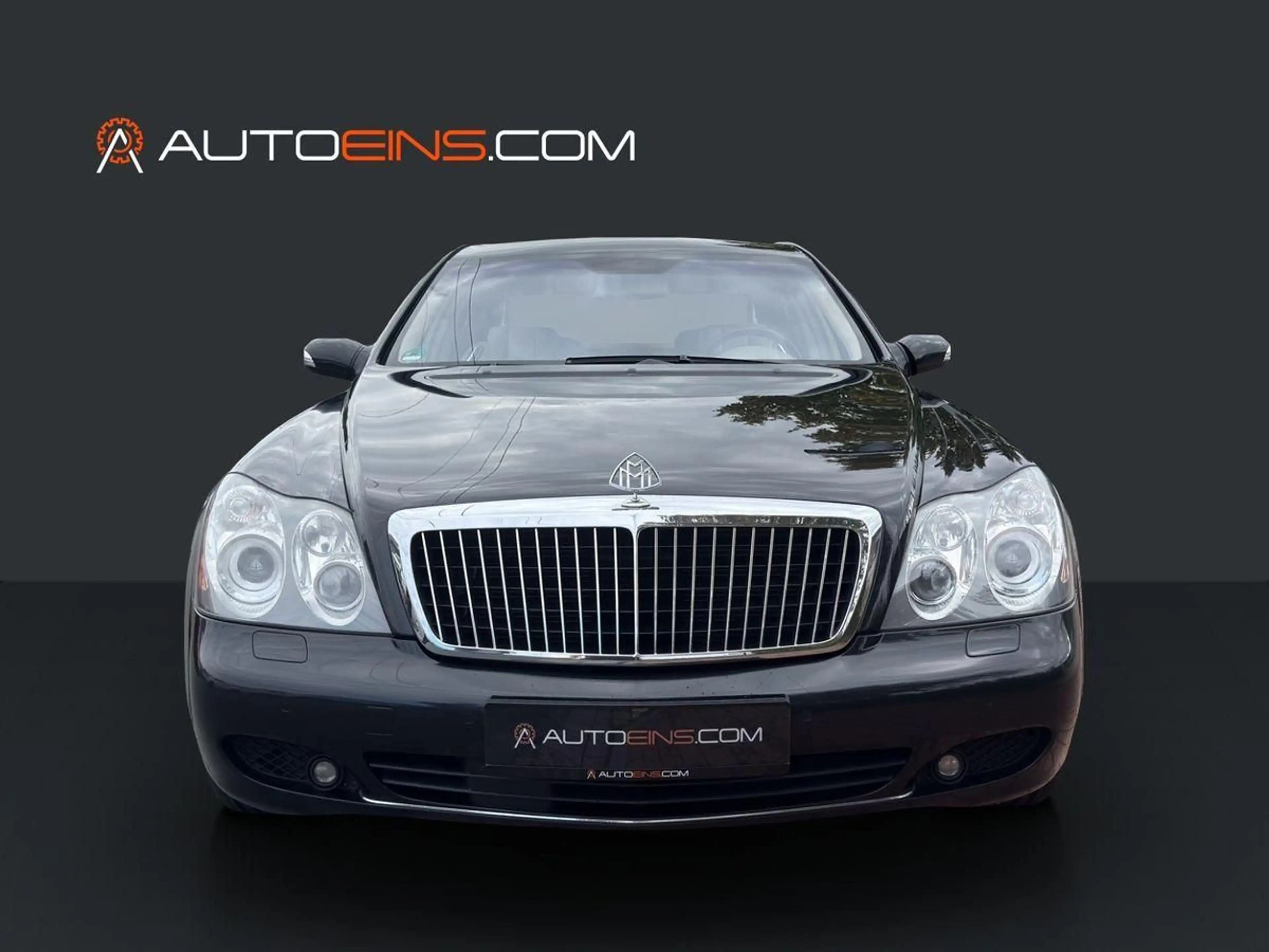 Maybach 57 5.5 V12*TwoTone*First Owner*GermanCar*Full* — photo 2