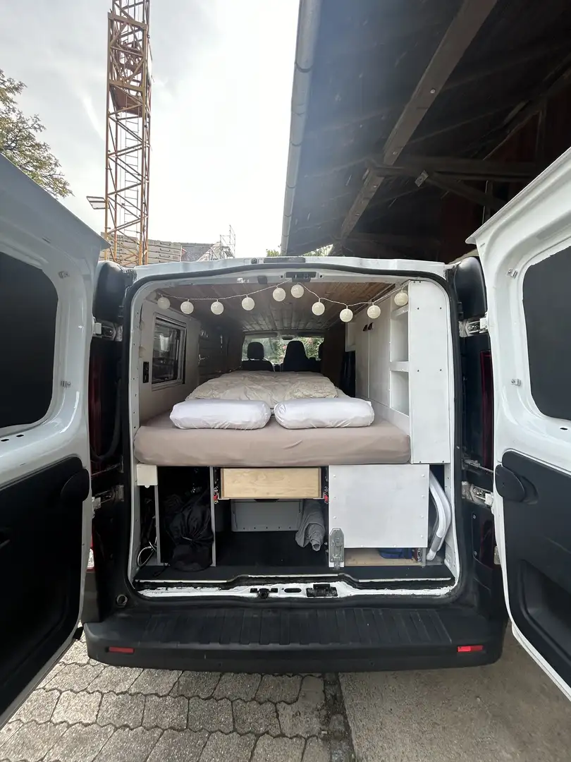 Opel Vivaro 1.6 D (CDTI) L2H2 S&S - 2