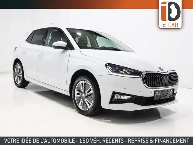 Skoda Fabia 1.0 TSI 110 AMBITION LED GPS RADAR CARPLAY JA16