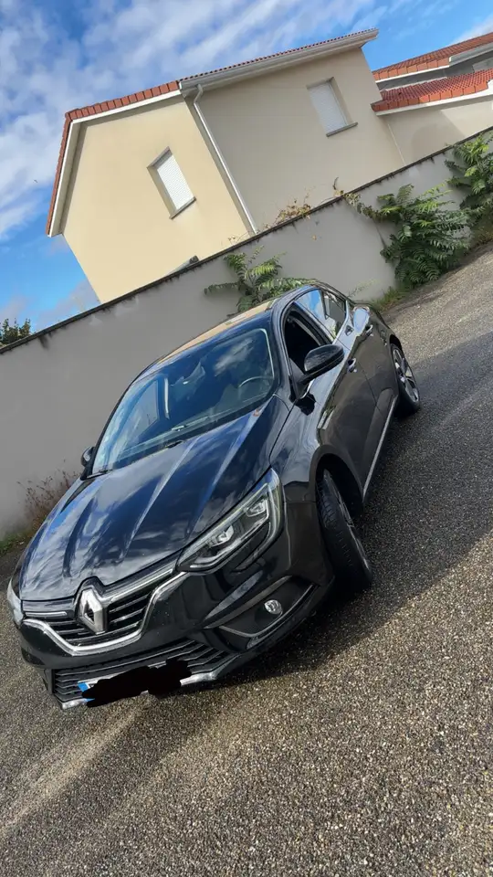 Renault Megane MÃ©gane IV Berline TCe 130 Energy EDC In