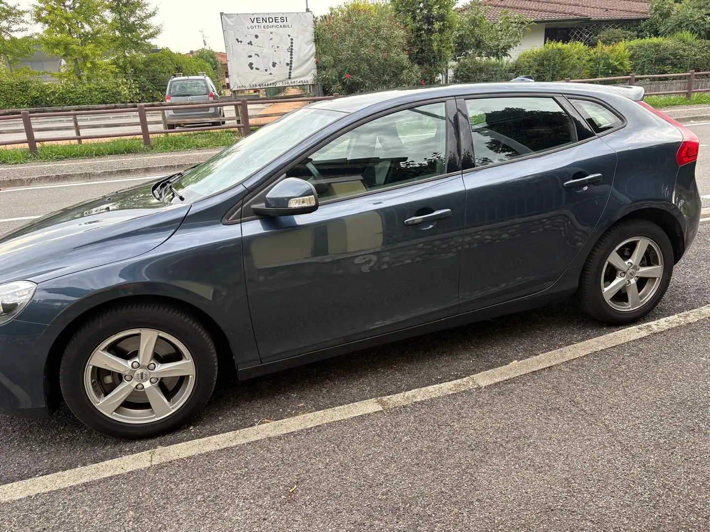 Volvo V40 V40 II 2012 2.0 d3 Kinetic TRATTABILE Blauw - 2