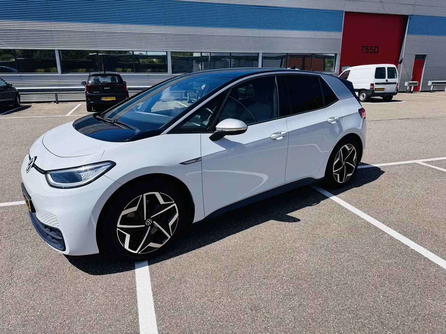 Volkswagen ID.3 First Plus 58 kWh - met nieuwe accu! Wit - 2