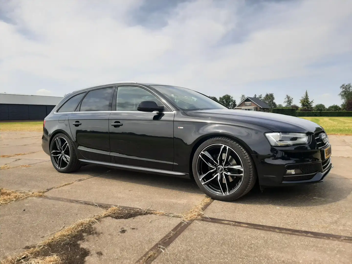 Audi A4 A4 1.8 TFSI Sport Edition Zwart - 1