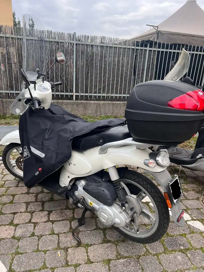 Aprilia Scarabeo scarabeo 50cc Alb - 2
