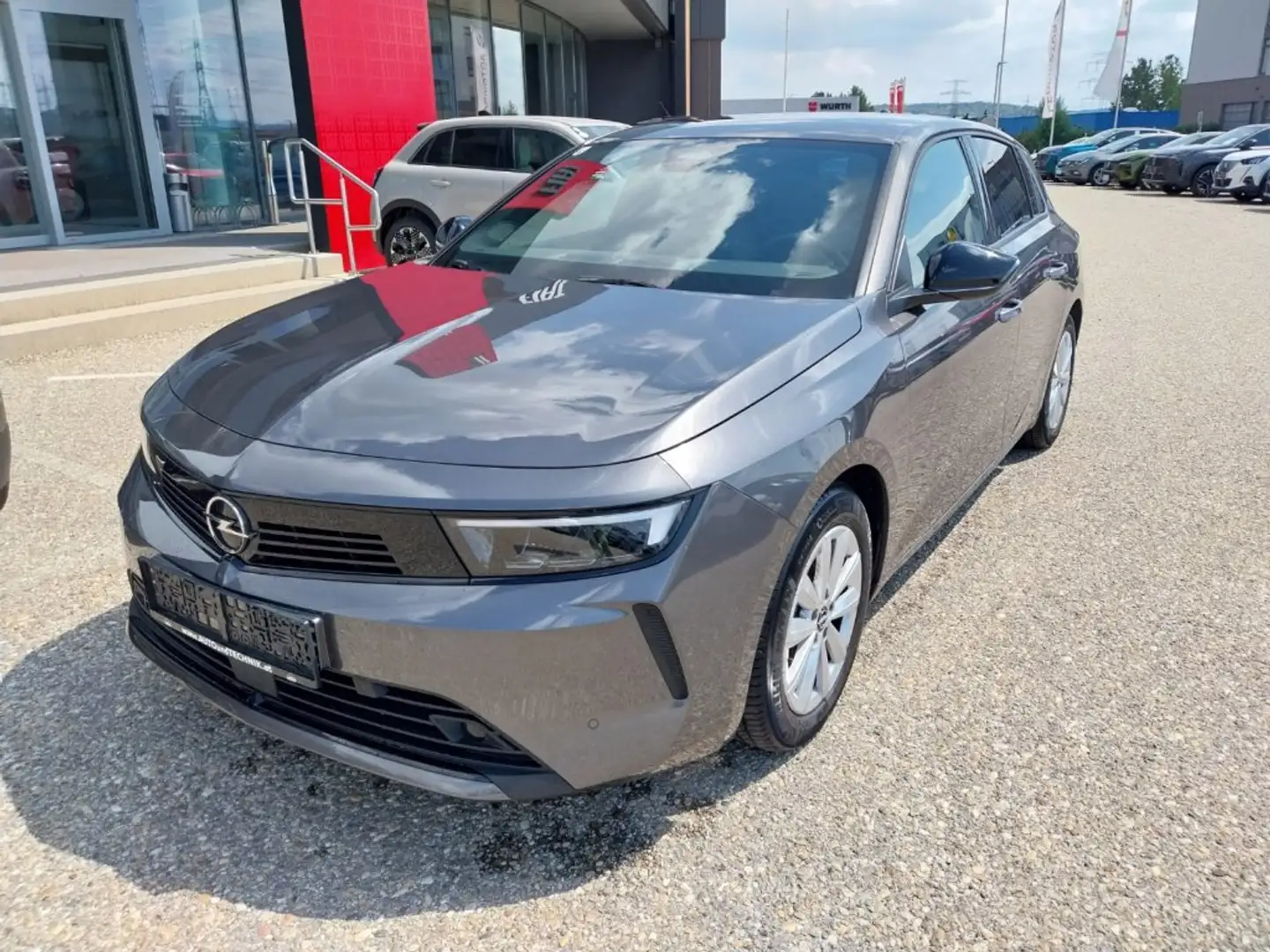 Opel Astra 1.2 Start-Stop Grau - 1
