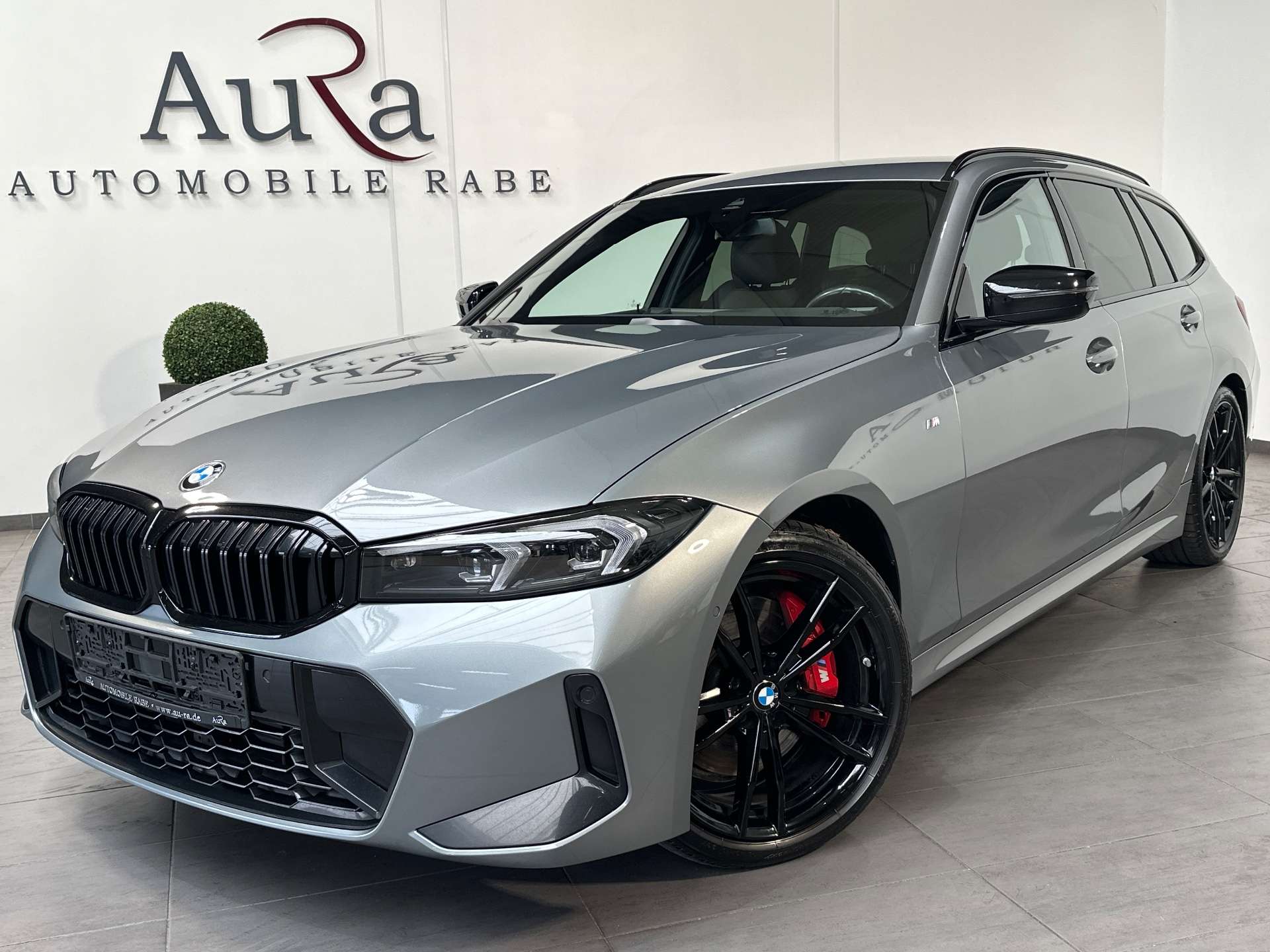 BMW 330