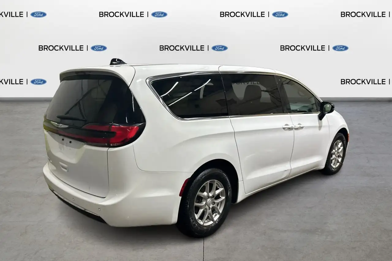Chrysler Pacifica 2025