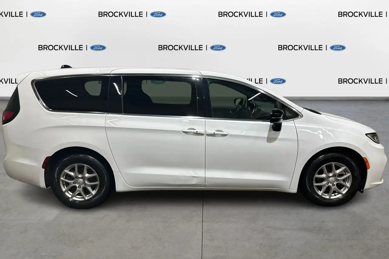 Chrysler Pacifica 2025