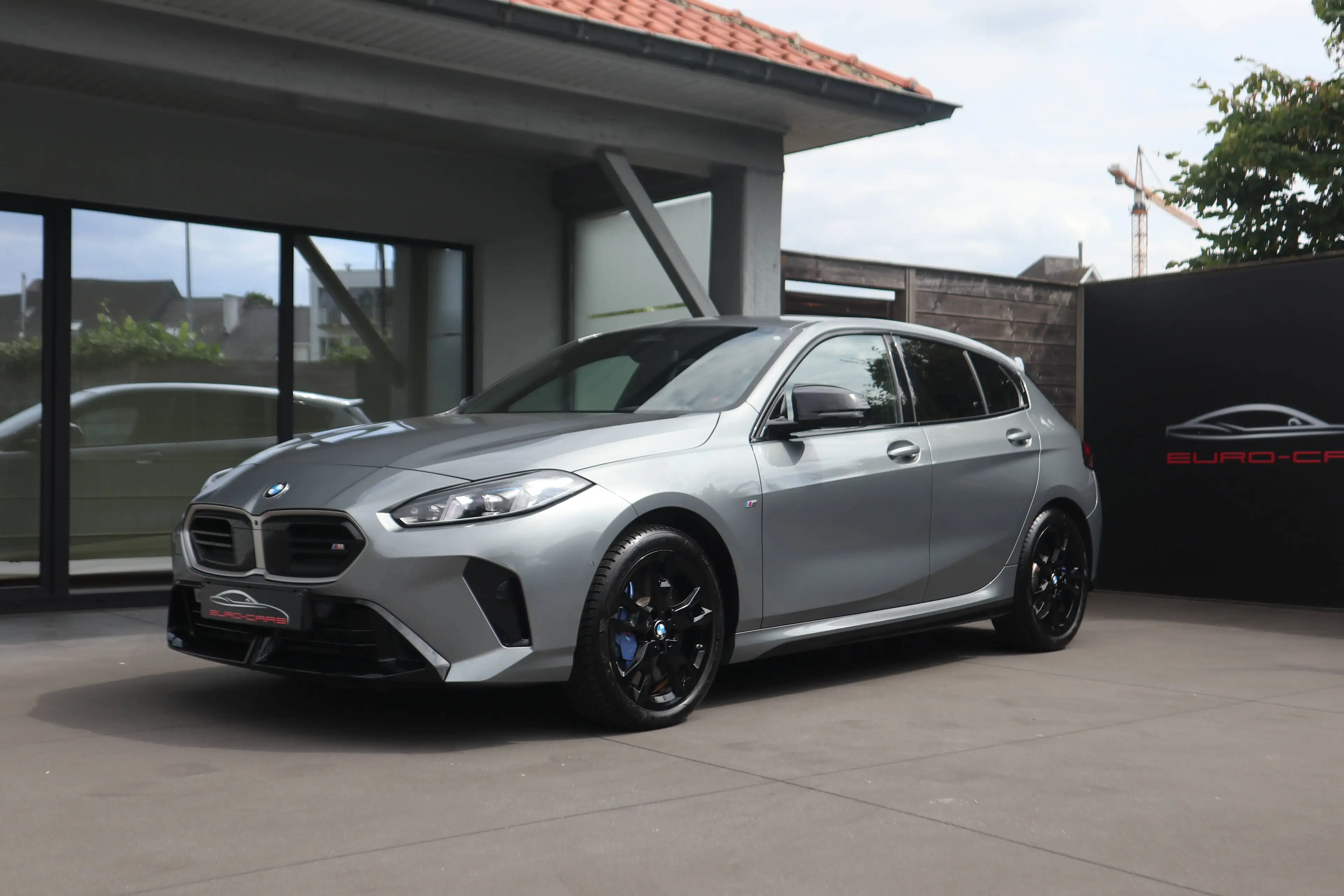 BMW 135 M xDrive Aut /1 eig /New mod /Headup/Harman/Leder/360°/ slechts 4.500 km !! / Topcombinatie