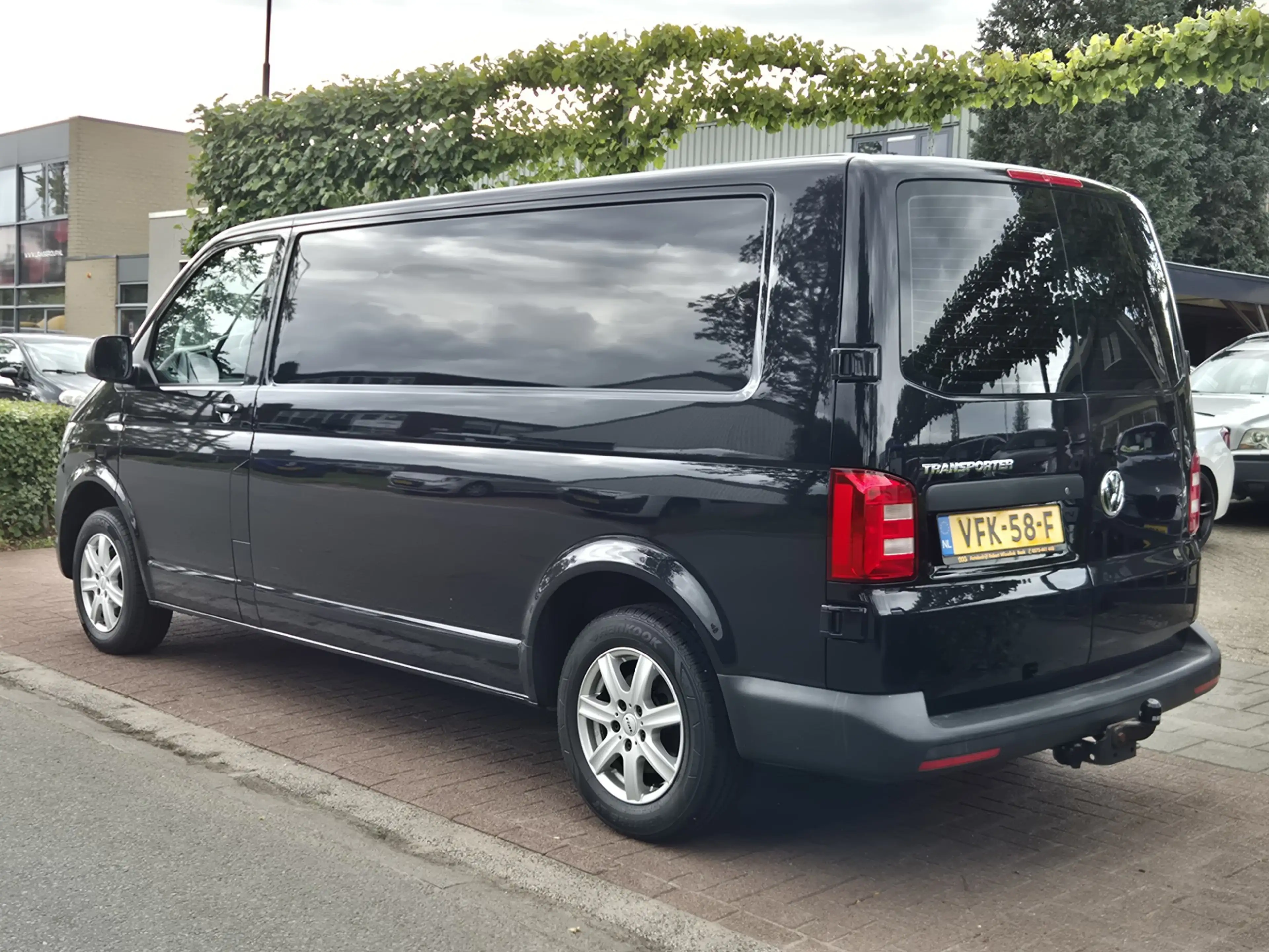 Volkswagen Transporter 2.0 TDI L2H1 Economy | Airco | bijrijdersbank — photo 3